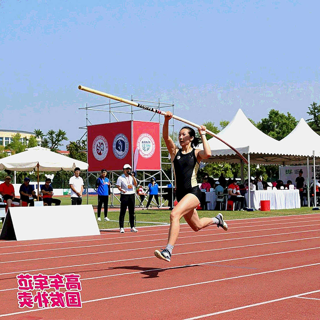 खाली शीट का पाठ: जब महिला एथलेटिक्स की हर कॉलम N/A कहती है
